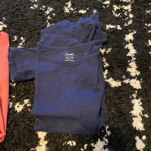 Old Navy tee, size XS